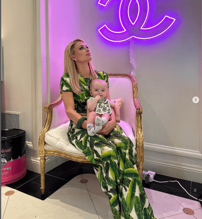 Paris Hilton Baby Krank
