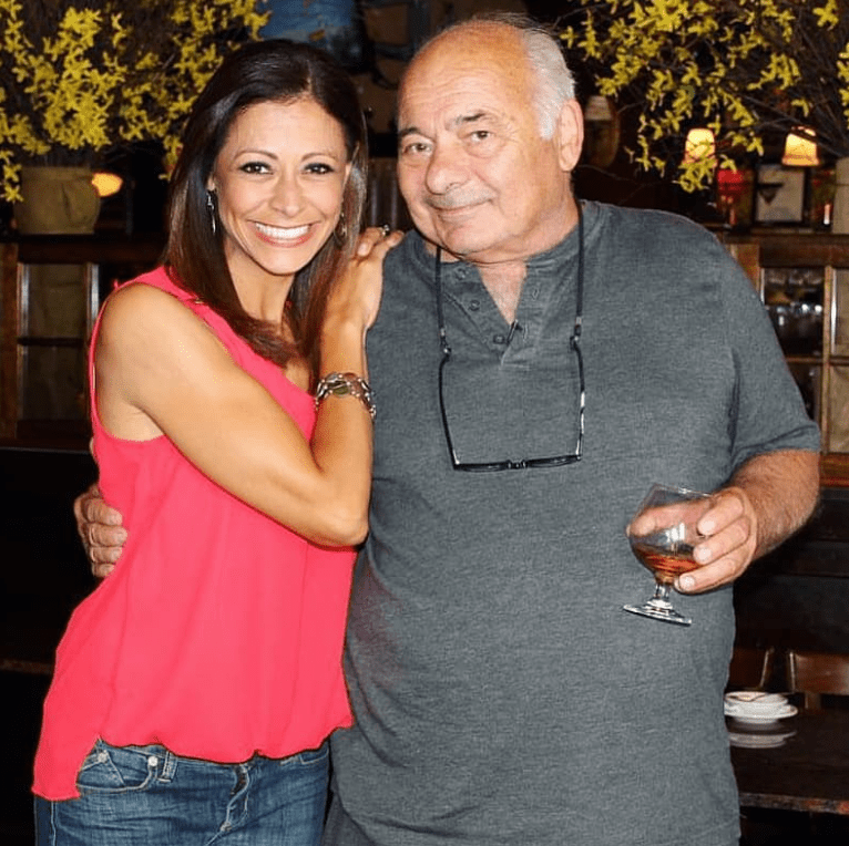 Burt Young im Rampenlicht Ein Leben voller Schauspielkunst