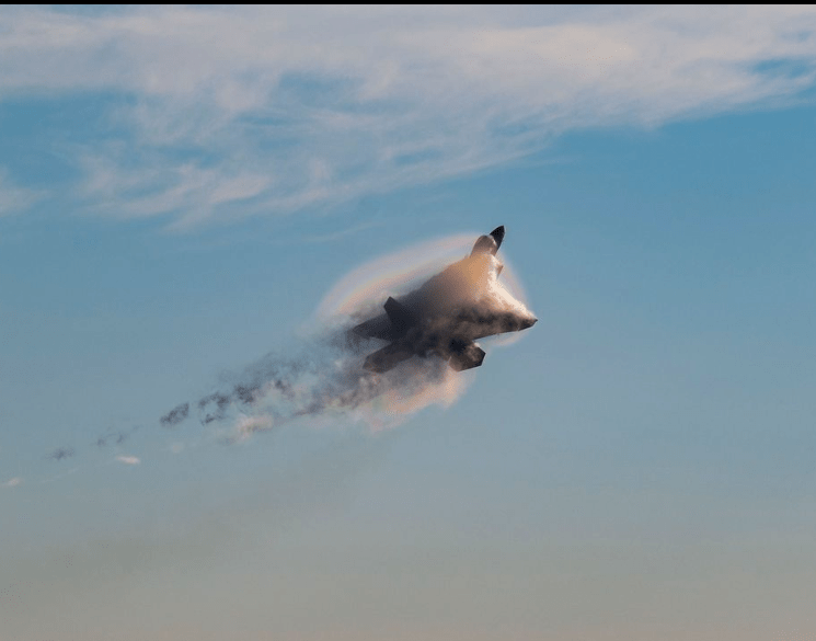 Tragödie am Himmel Details zum Absturz von US Militärflugzeug