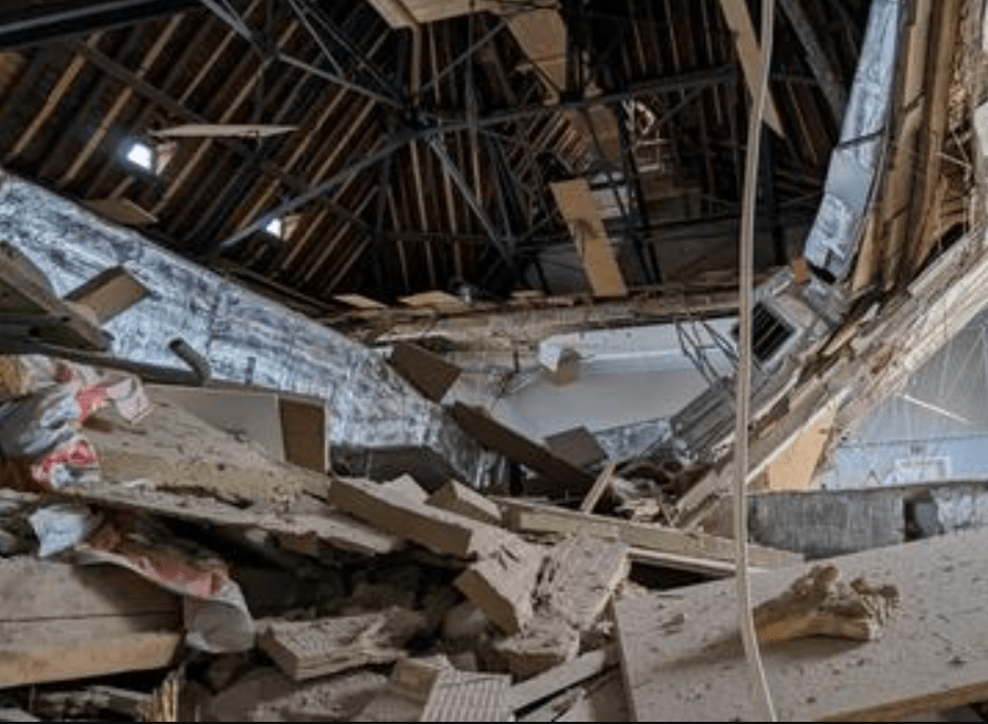 Uni Marburg Hörsaal Decke Eingestürzt