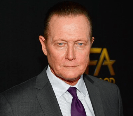 Robert Patrick tritt der zweiten Staffel von Reacher bei